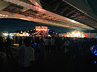 橋の下音楽祭